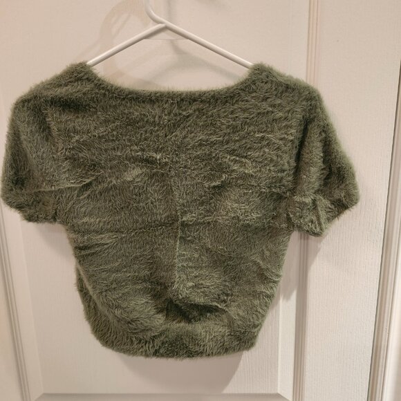 Cropped Green Haze Sweater - Picture 2 of 3